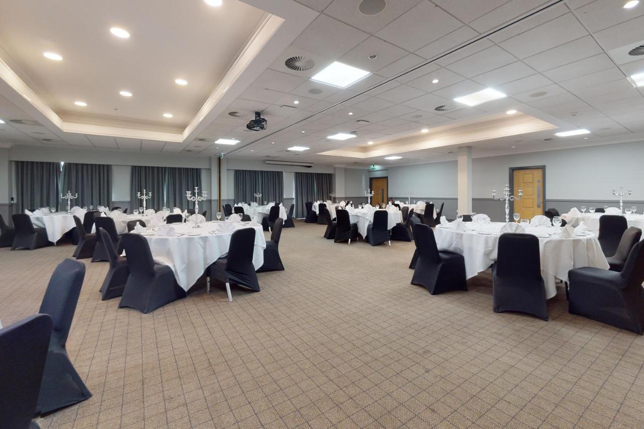 Village Hotel Hull キングストン・アポン・ハル エクステリア 写真