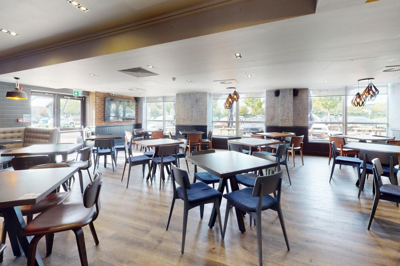 Village Hotel Hull キングストン・アポン・ハル エクステリア 写真