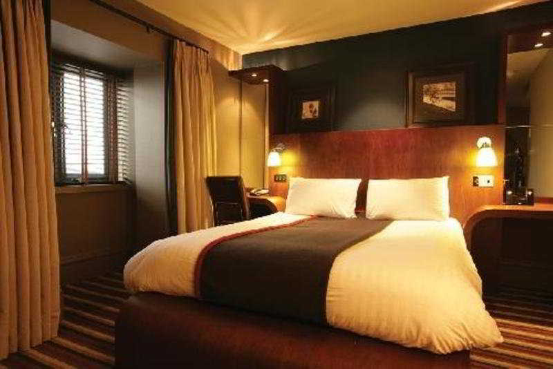 Village Hotel Hull キングストン・アポン・ハル エクステリア 写真
